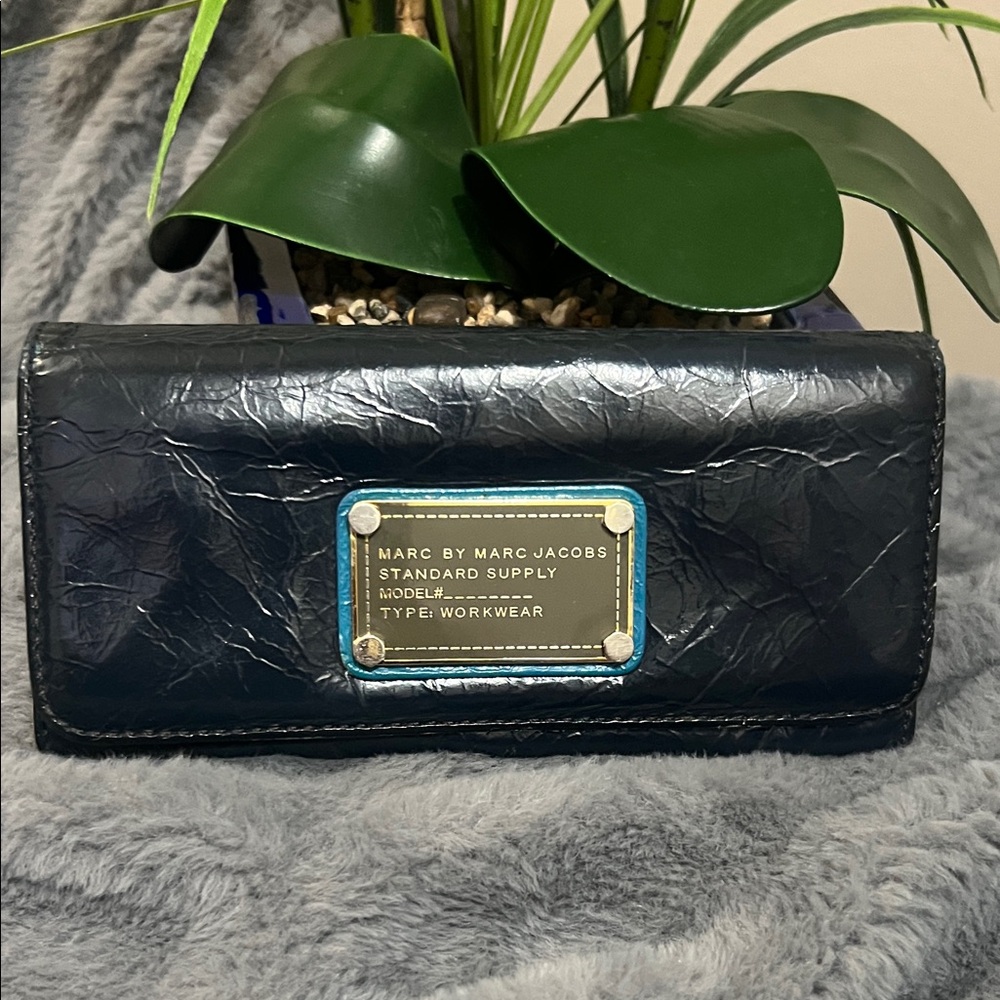 Marc by Marc Jacobs Standard Supply Blue Leather Wallet EUC retail $198
